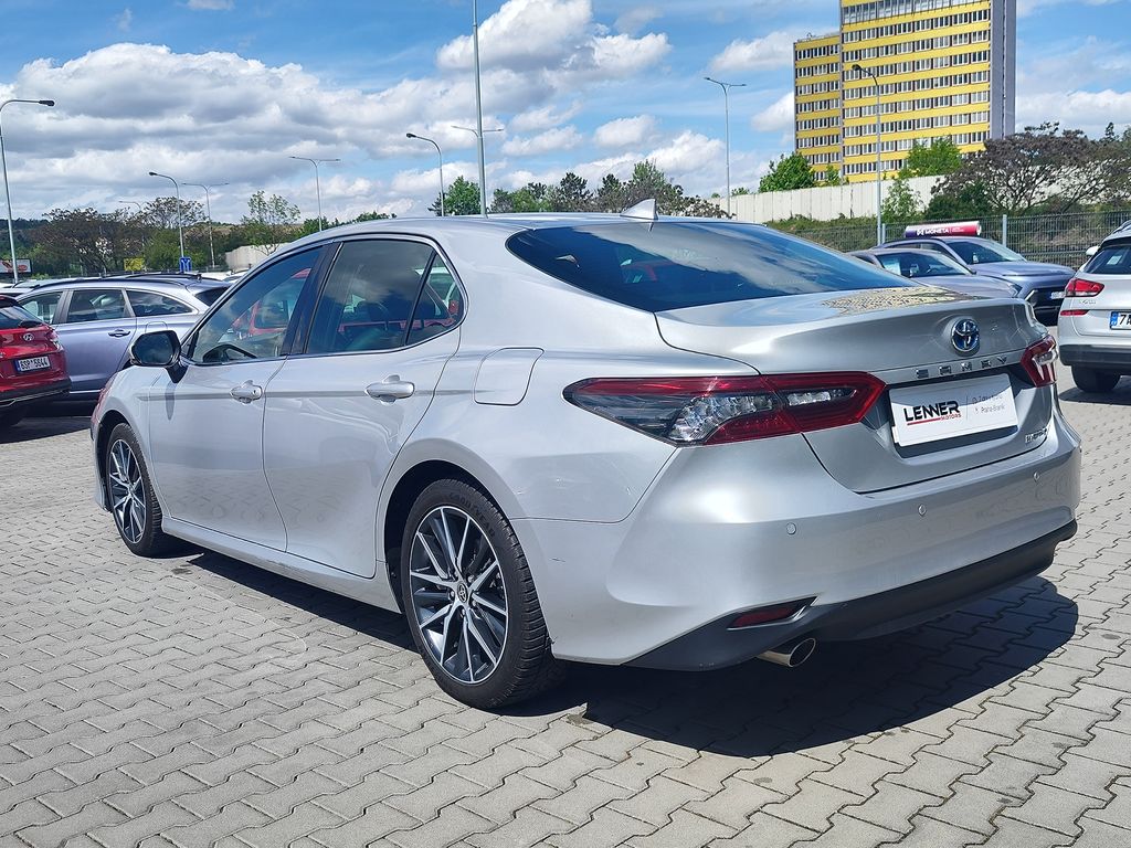 toyota-camry-2-5-hev-160kw-executive-e-cvt - 6