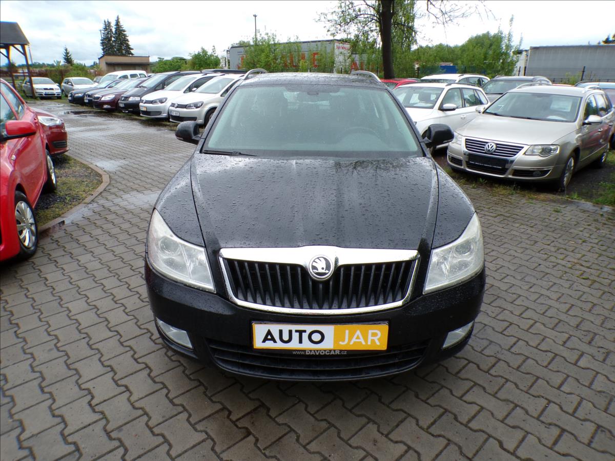 skoda-octavia-2-0-tdi-navigace - 2