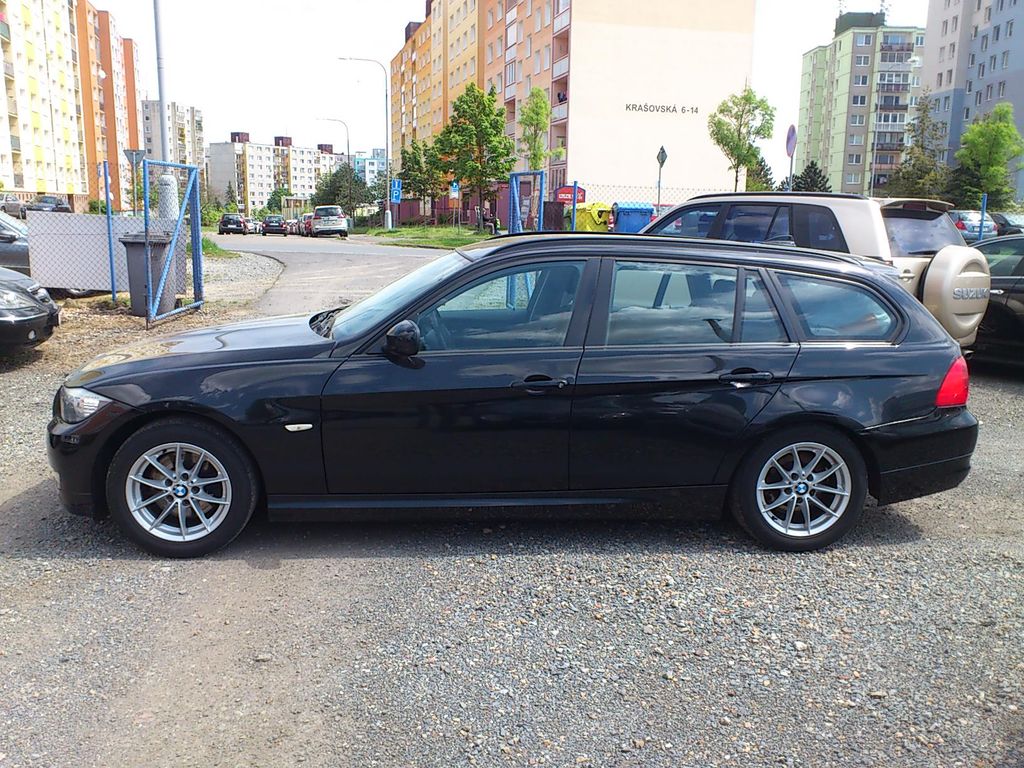 bmw-rada-3-e91-2-0i-125kw-combi - 2
