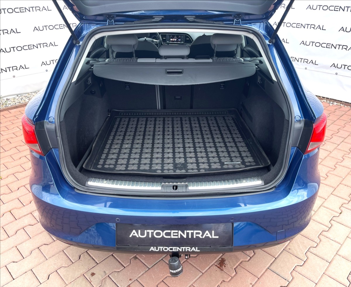 seat-leon-1-2-tsi-style-po-servisu-serv-kn - 9