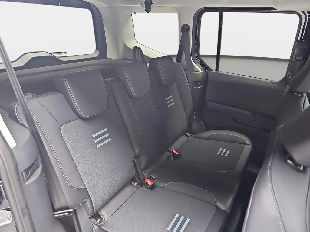 ford-tourneo-courier-titanium-1-0l-ecoboost-92-kw - 9
