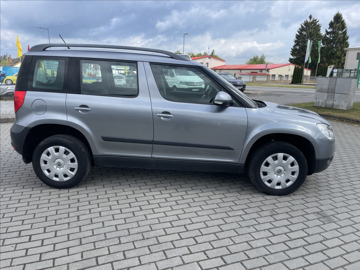 skoda-yeti-1-8-tsi-118kw-4x4-po-stk-odp-dph - 4