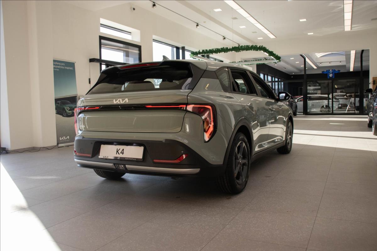kia-0-0-k4-cl4-1-6-t-gdi-gpf-7dct-exclusive-110-kw-2 - 3