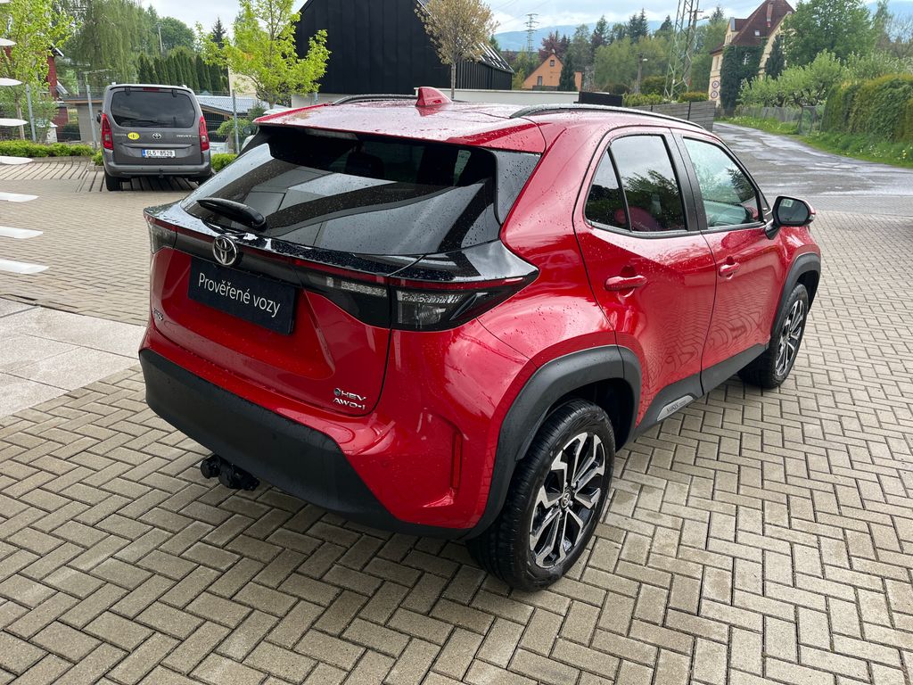 toyota-yaris-cross-1-5-hybrid-e-cvt-4x4-style - 5