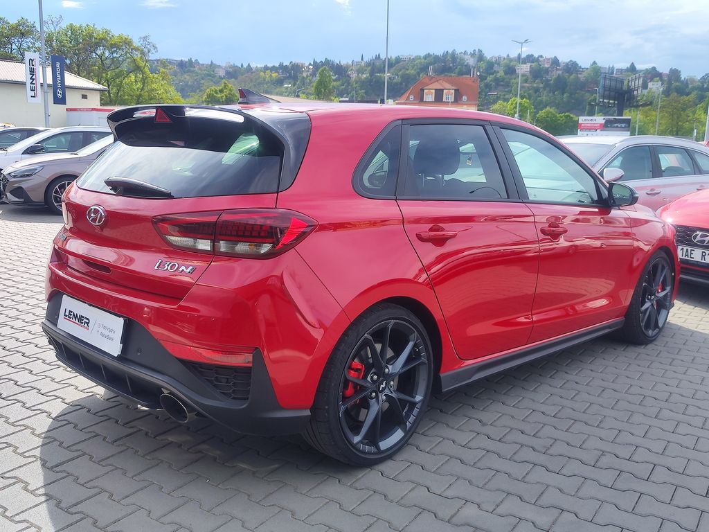hyundai-i30-2-0-t-gdi-206kw-n-performace - 4