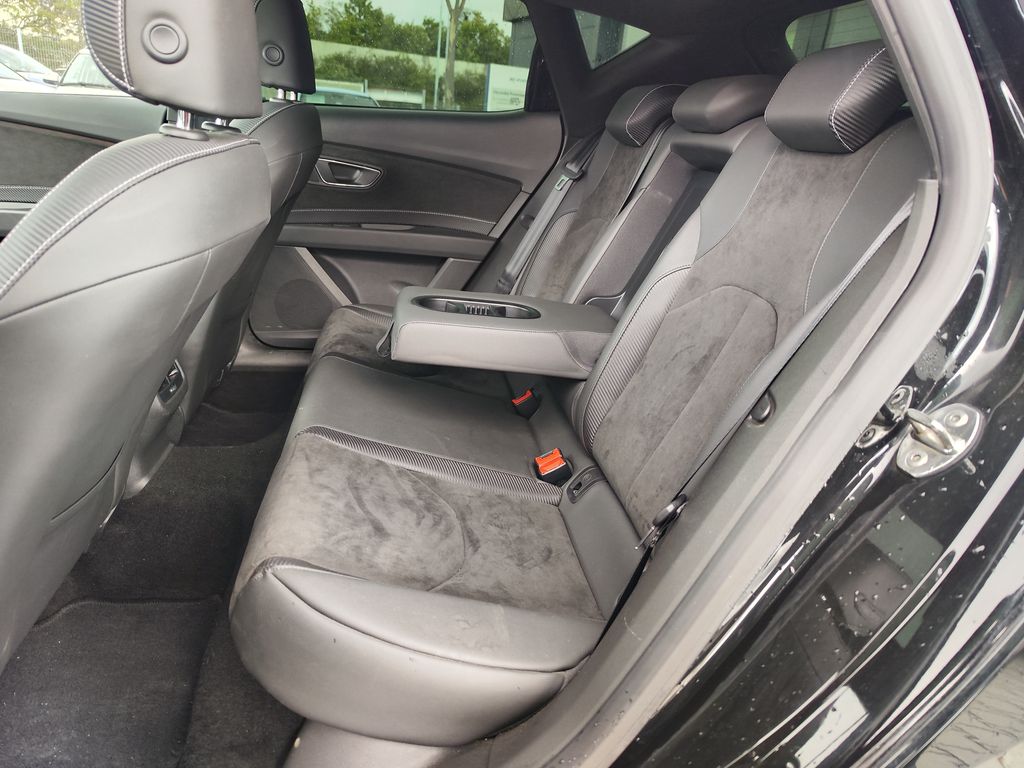 seat-leon-2-0-tsi-221kw-cupra-dsg - 9