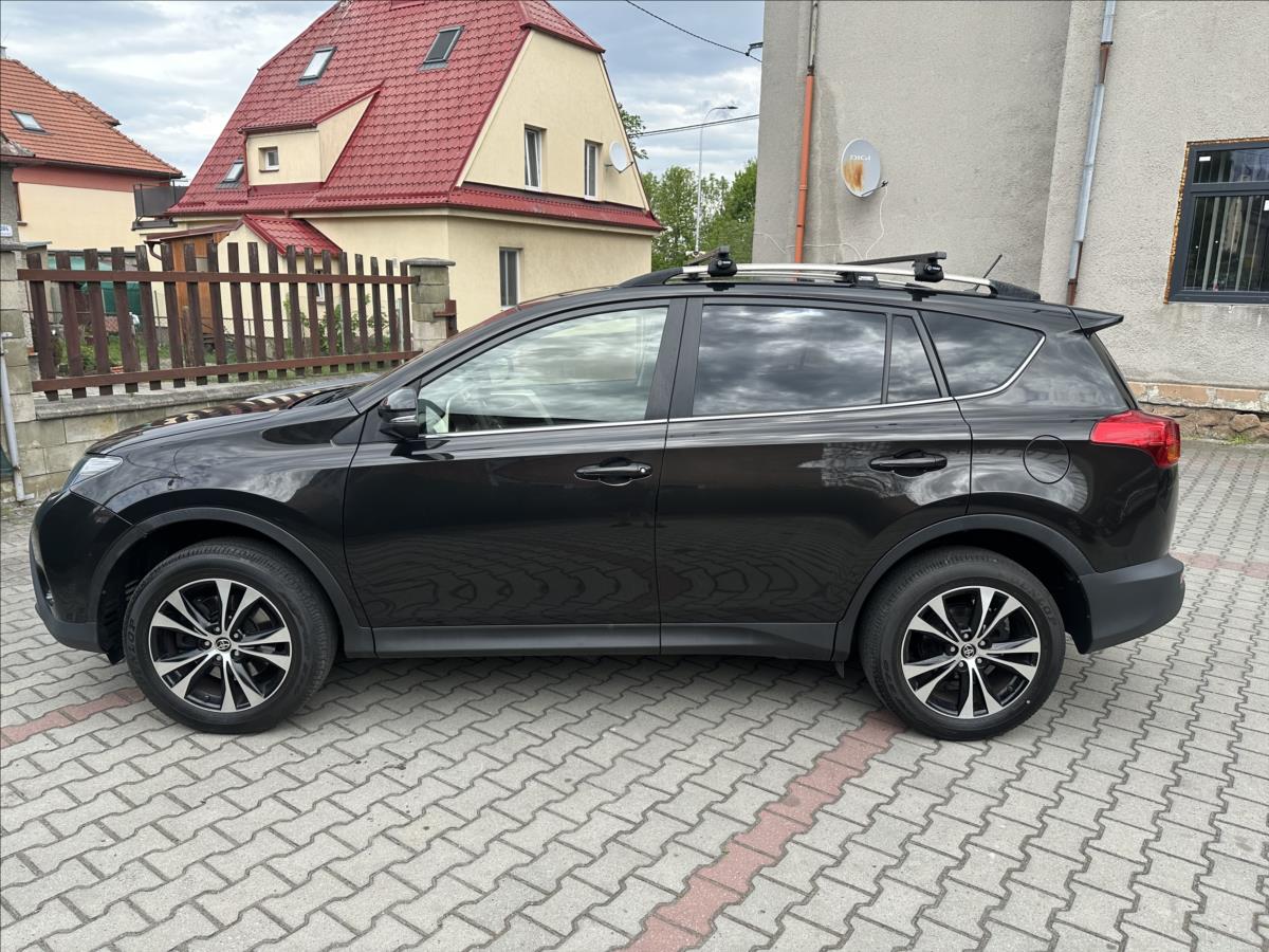 toyota-rav4-2-0-4x4-tazne - 7