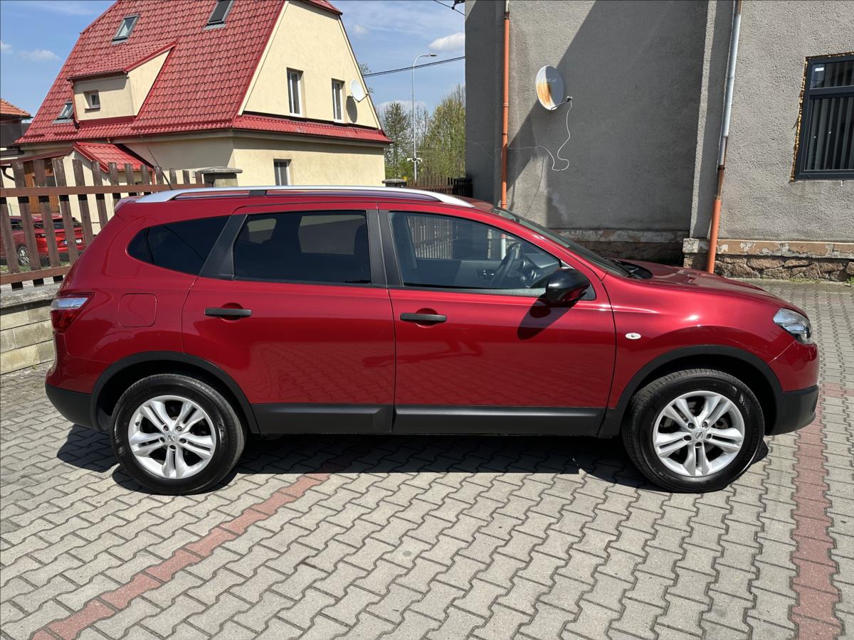 nissan-qashqai-2-0-2-4x4-7-mist - 1