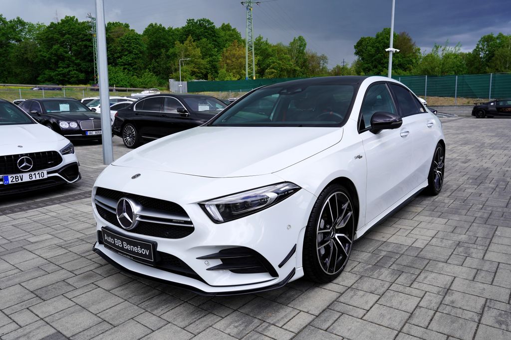 mercedes-benz-tridy-a-a-35-amg-4matic-310ps-cr - 1