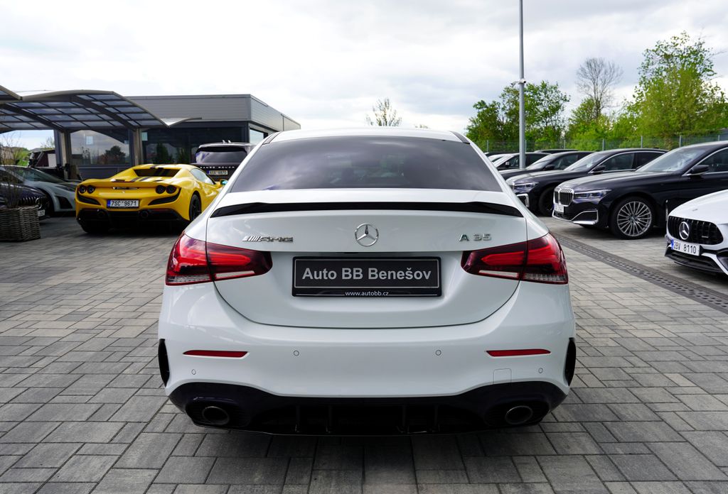 mercedes-benz-tridy-a-a-35-amg-4matic-310ps-cr - 4