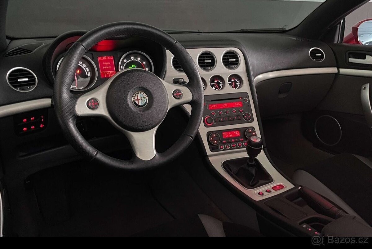 alfa-romeo-spider-3-2 - 5