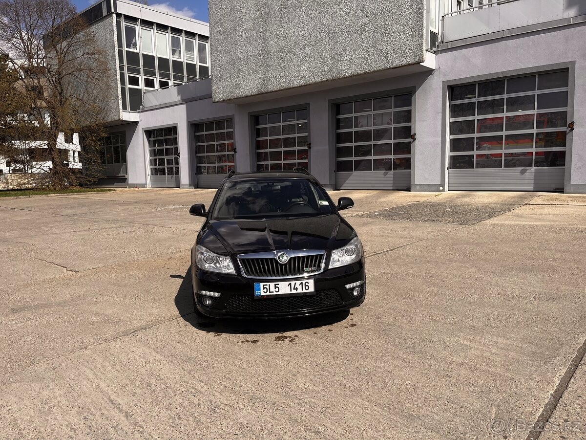 skoda-octavia-2-0-rs - 1