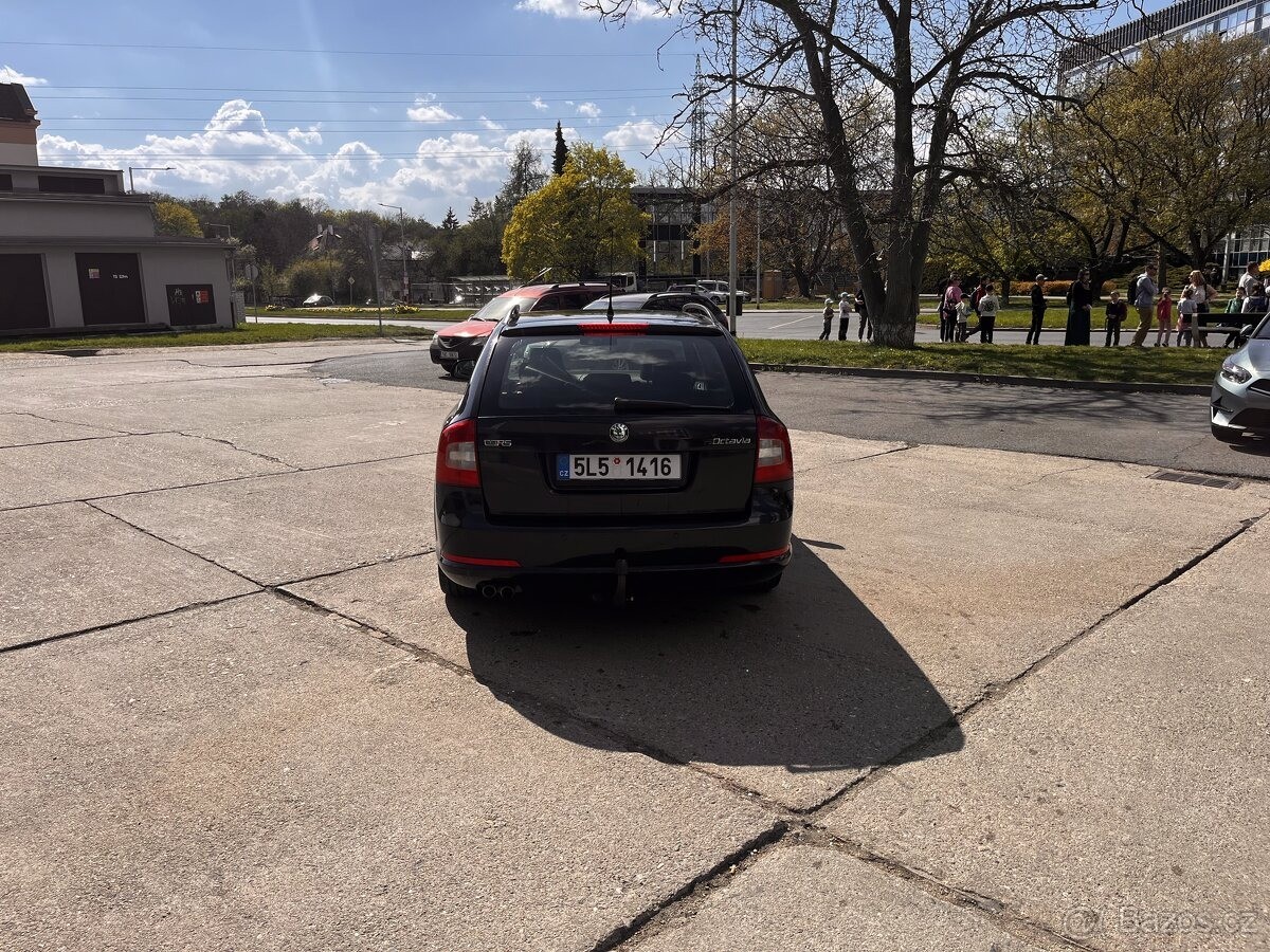 skoda-octavia-2-0-rs - 6