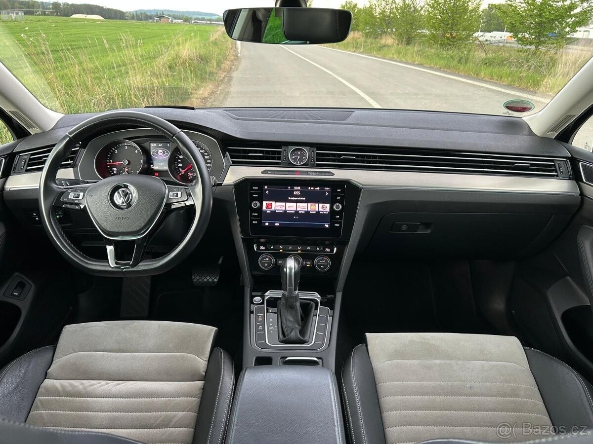 volkswagen-passat-2-0-tdi-140kw-dsg-highline - 9