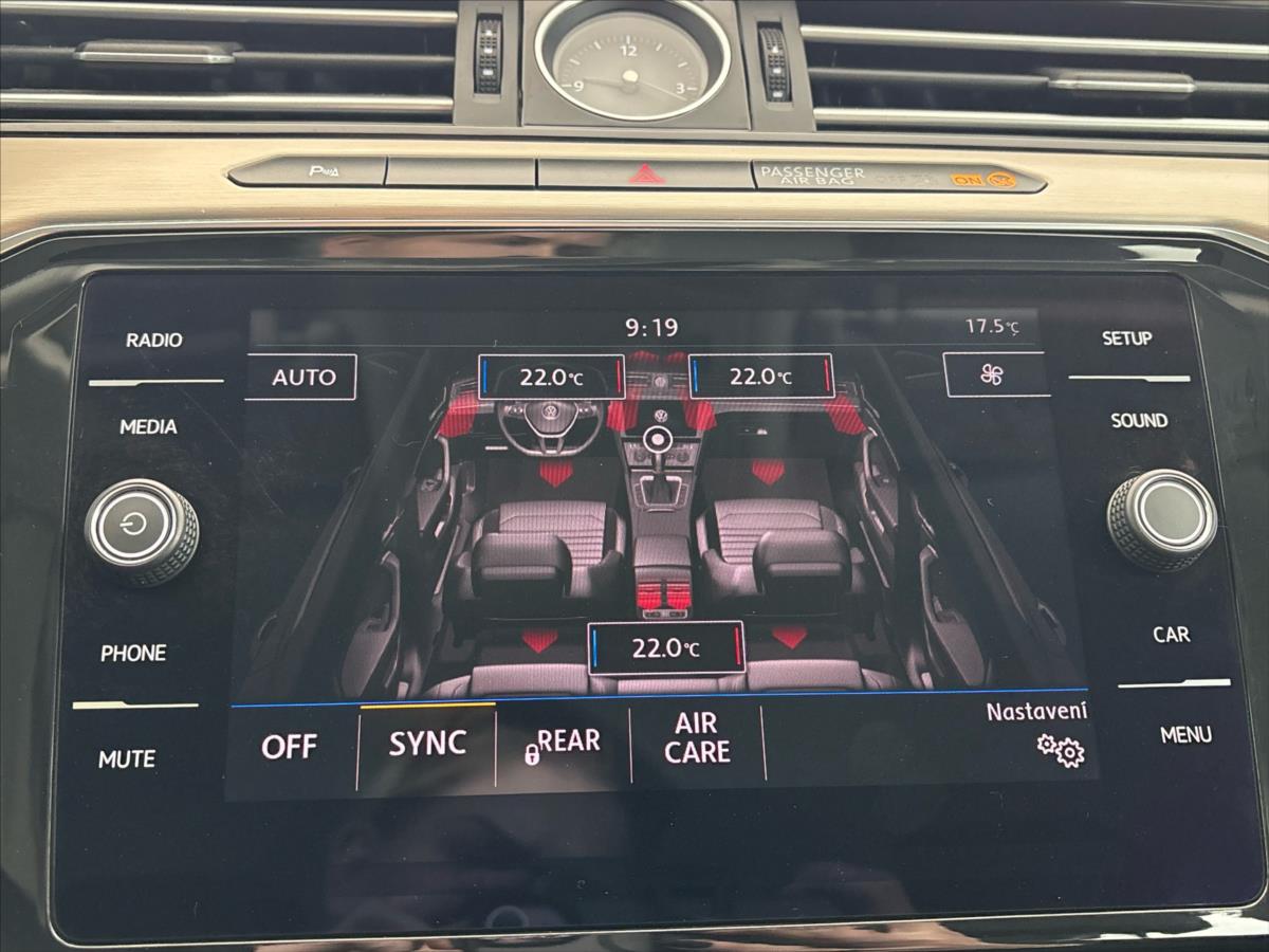volkswagen-passat-2-0-tdi-r-line - 7