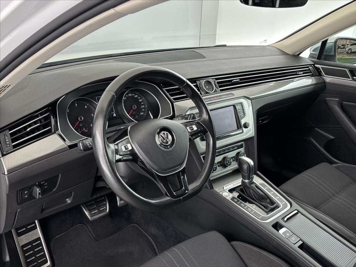 volkswagen-passat-2-0-tdi-alltrack-4motion-6dsg - 6