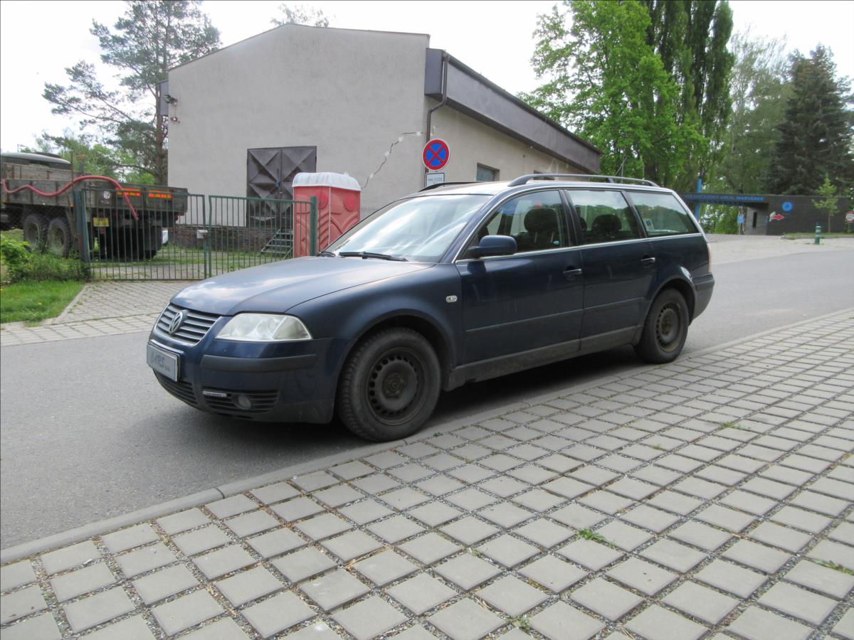 Volkswagen Passat 1,9 TDi, Klima, Vyhř. sed.