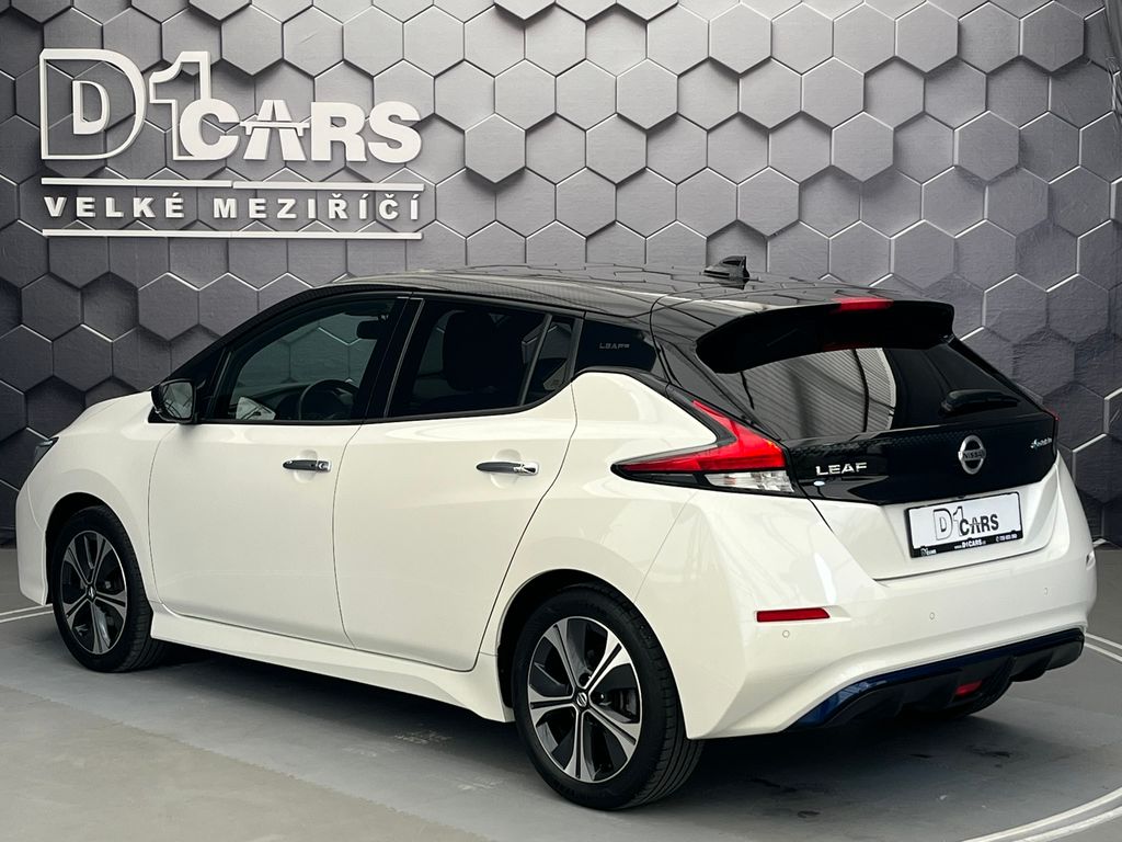 nissan-leaf-n-connecta-88-6-soh - 1