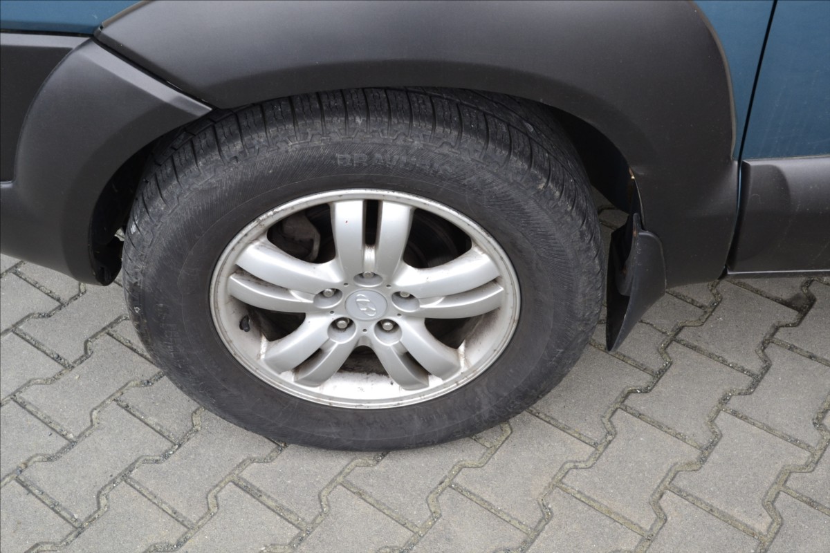 hyundai-tucson-2-0-crdi-4x4-tz-1600-kg-cr-stk-1-2028 - 4