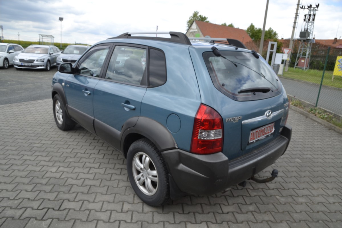 hyundai-tucson-2-0-crdi-4x4-tz-1600-kg-cr-stk-1-2028 - 9
