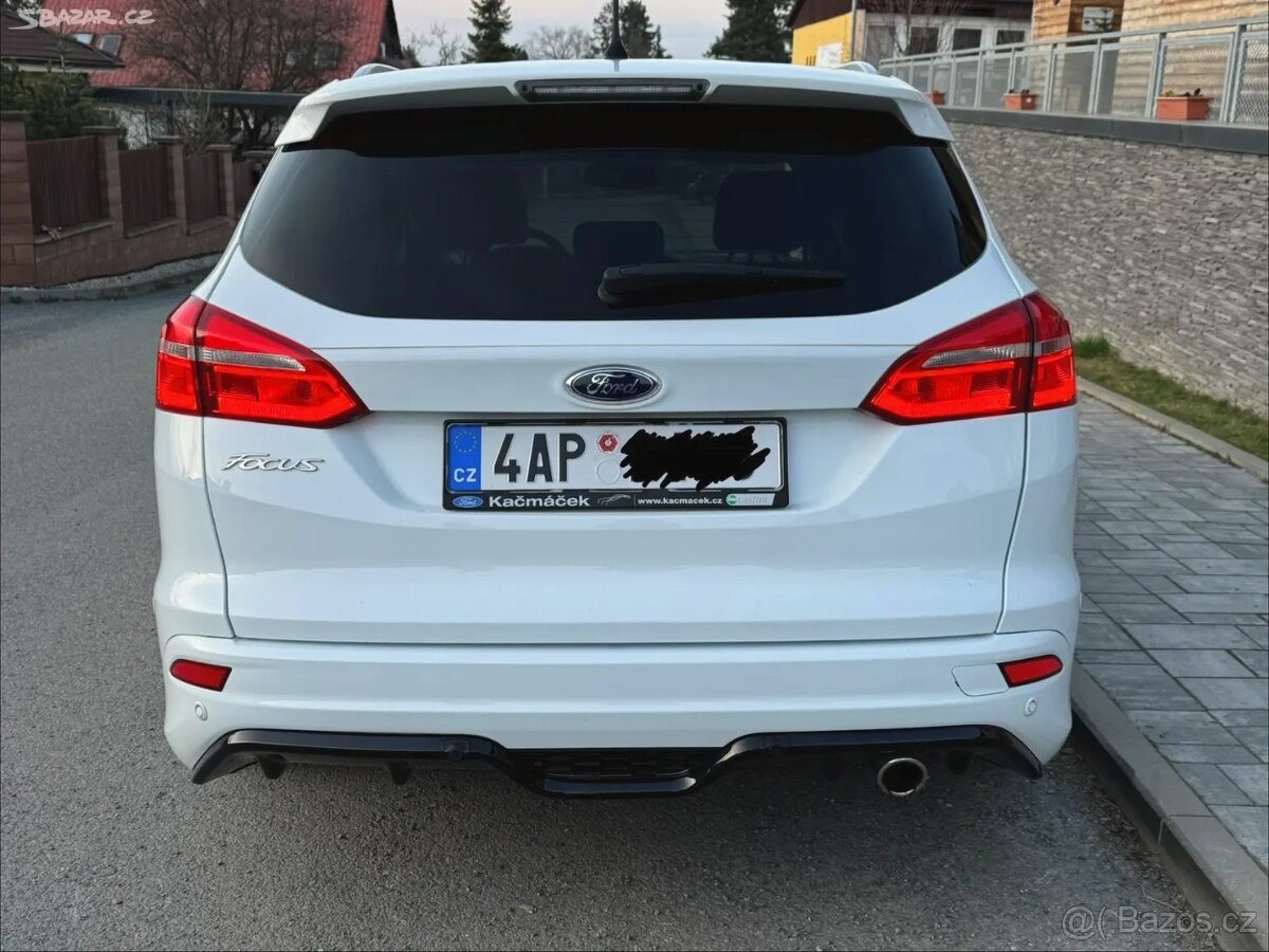 ford-focus-2-0-2015-st-tdi-automat - 7