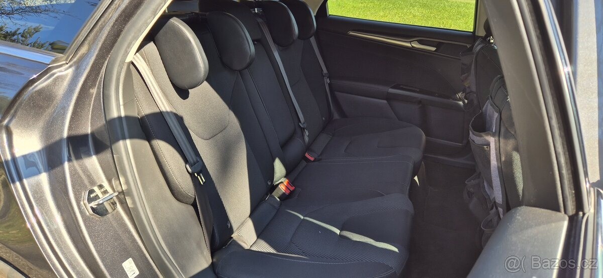 ford-mondeo-2-0-4x4-132-kw-automat-2018 - 1