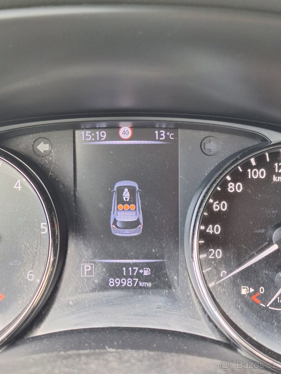 nissan-x-trail-2-0-dci-4x4-automat - 5