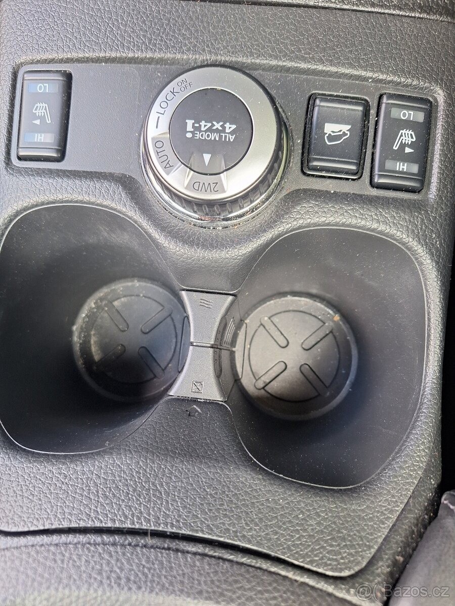 nissan-x-trail-2-0-dci-4x4-automat - 6