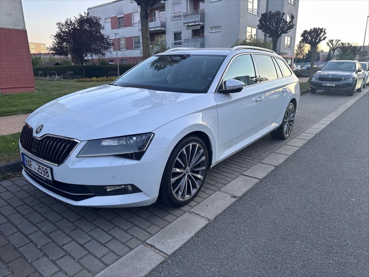 skoda-superb-2-0-iiii-combi-l-k-tdi - 4