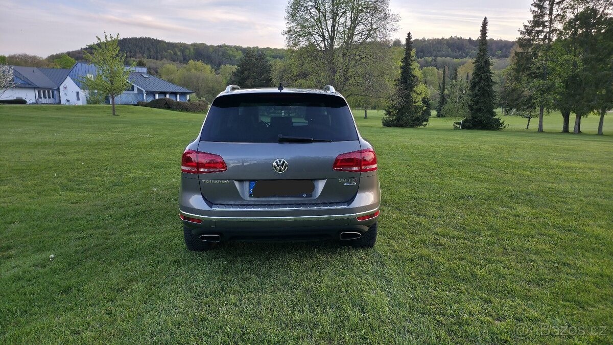 volkswagen-touareg-3-0-tdi-193kw-top-stav - 4