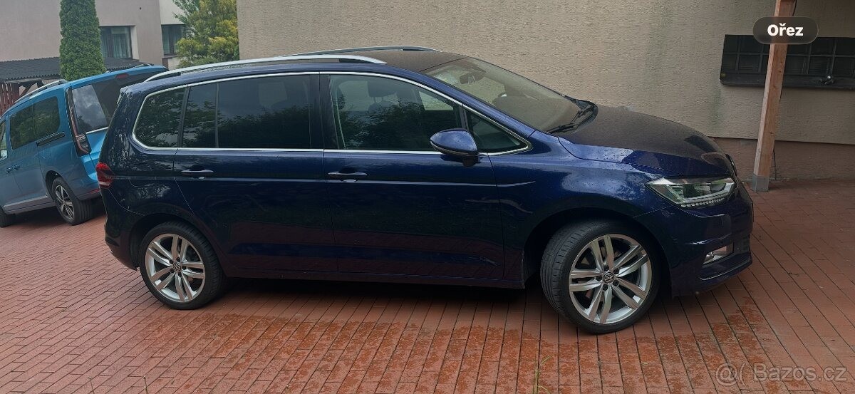 volkswagen-touran-2-0-tdi-110kw-dsg-highline - 2