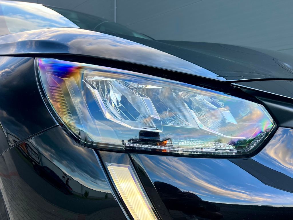 peugeot-208-1-2-puretech-active-pack - 9