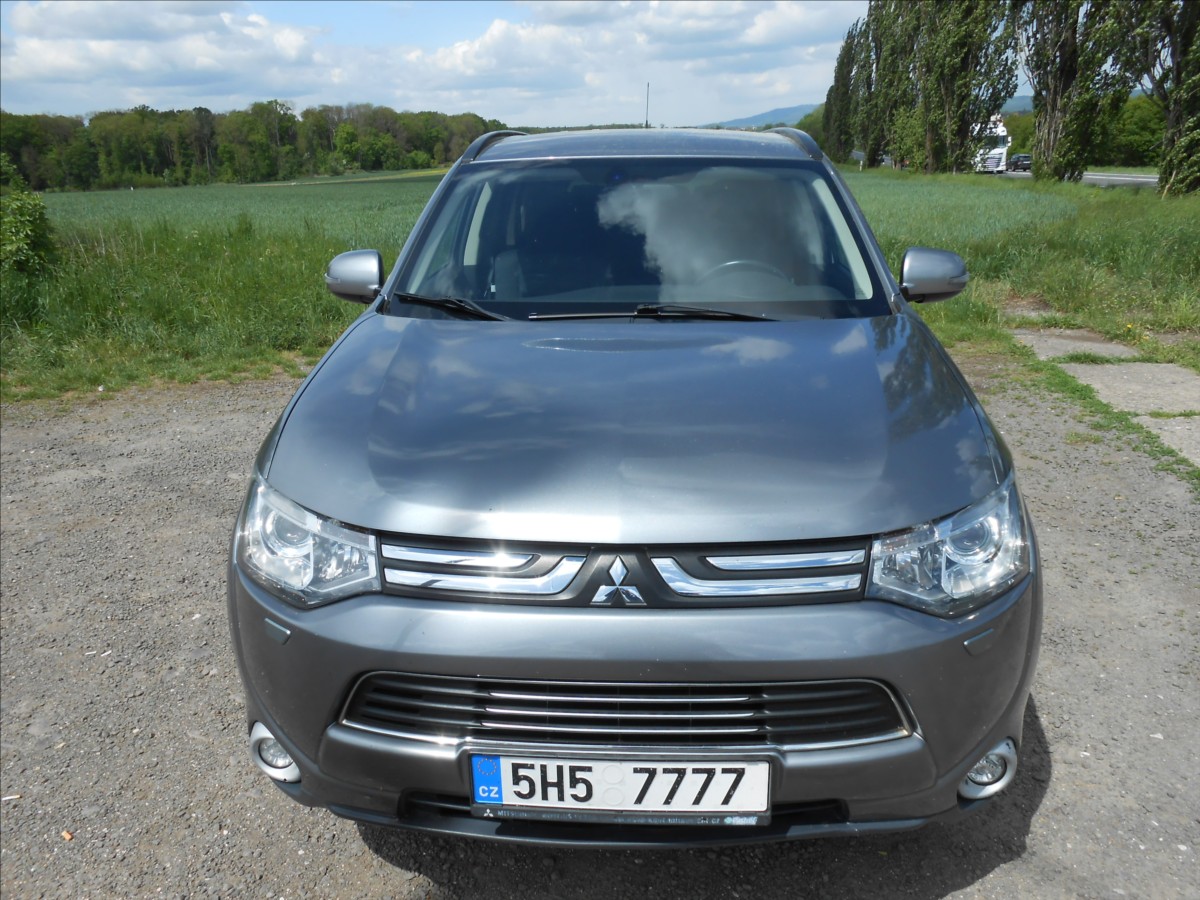 mitsubishi-outlander-2-2-132-kw-cz-serviska-7-mist - 2