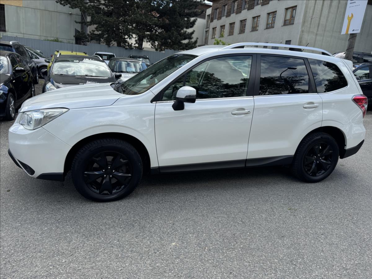 subaru-forester-2-0-facelift-xenon-pefektni - 3