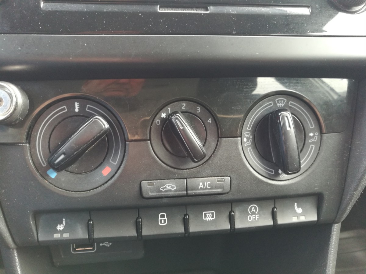 skoda-rapid-1-0-tsi-ambition - 8