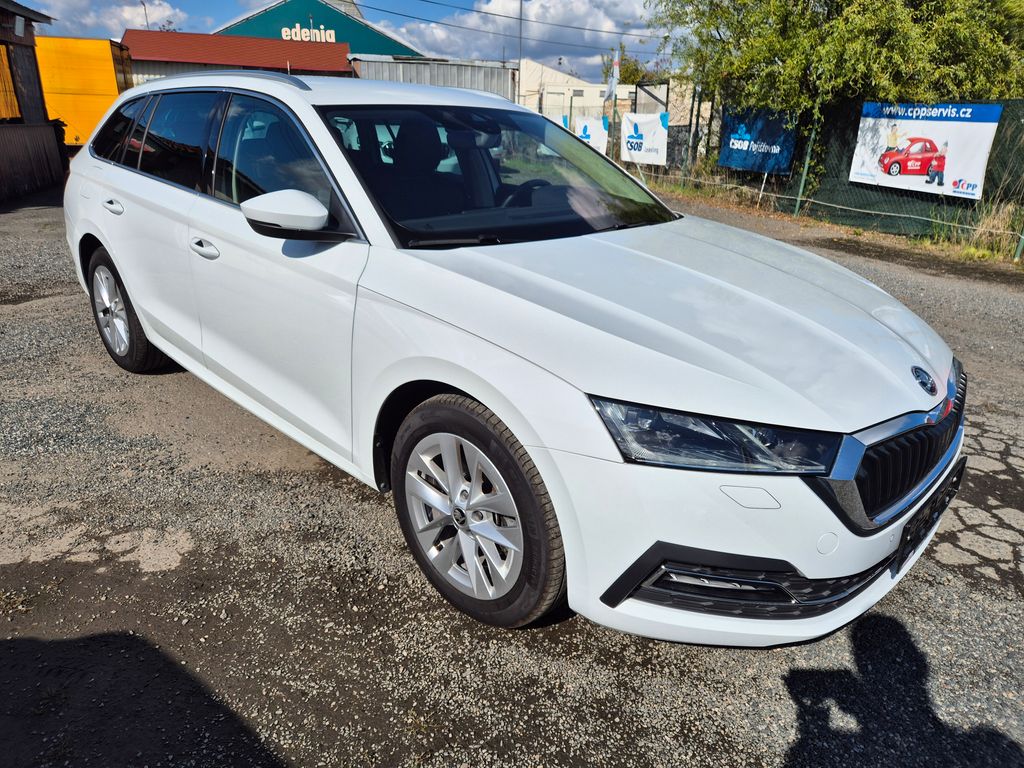 skoda-octavia-combi-2-0-tdi-dsg-110kw-style - 2