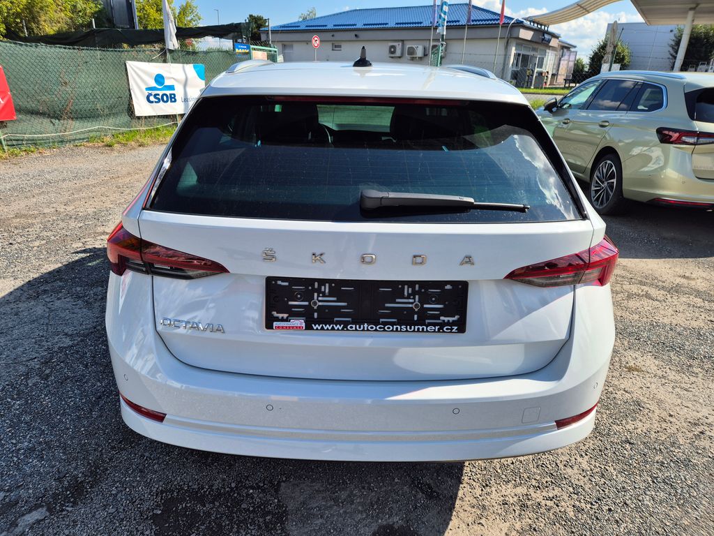 skoda-octavia-combi-2-0-tdi-dsg-110kw-style - 5