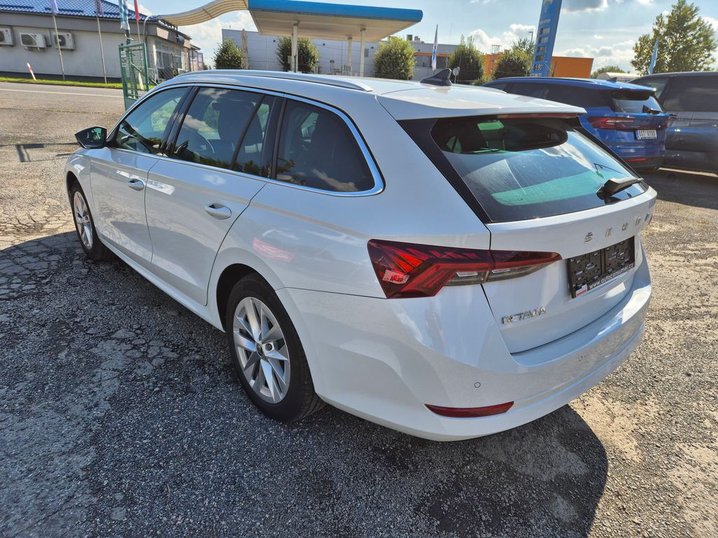 skoda-octavia-combi-2-0-tdi-dsg-110kw-style - 6