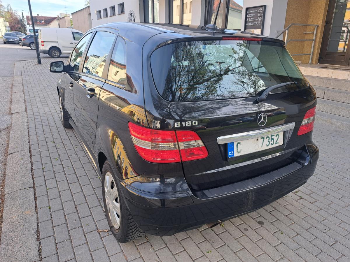 mercedes-benz-tridy-b-1-7-b180-i - 6