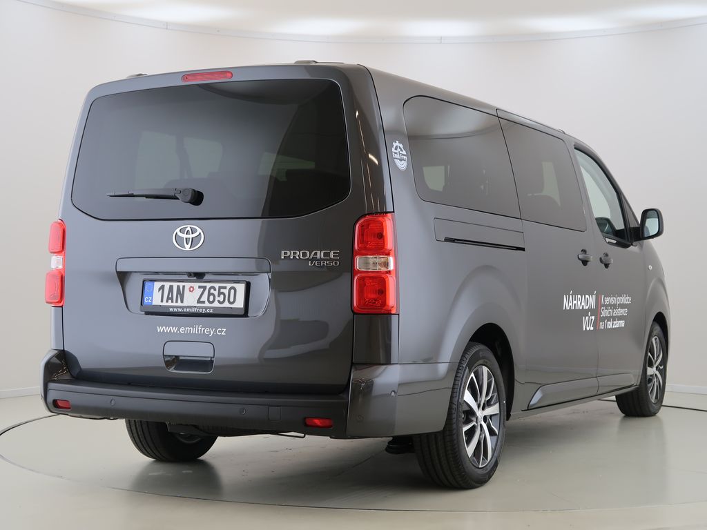 toyota-proace-verso-2-2-d-4d-business-comfort - 4