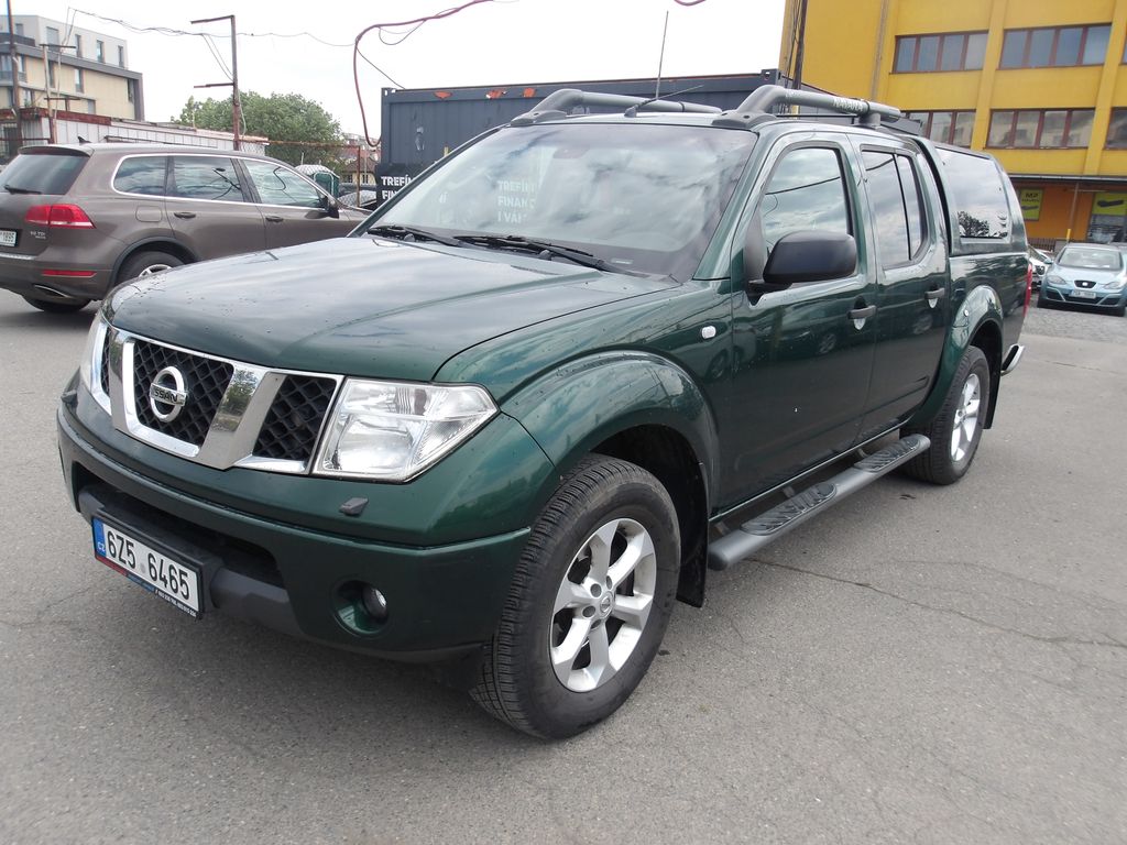 Nissan Navara 2,5DCi 4AWD Automat!