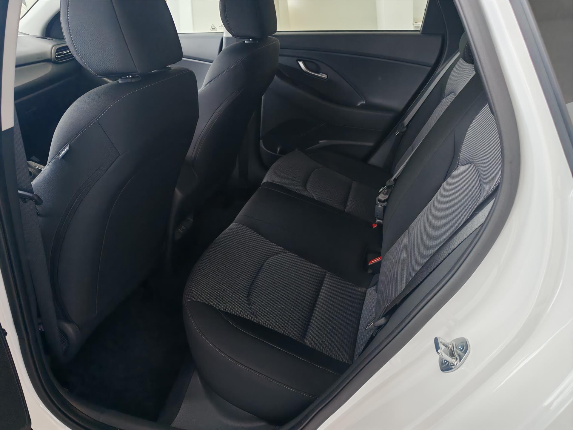 hyundai-i30-1-6-t-gdi-go-czech-dct-my26 - 7