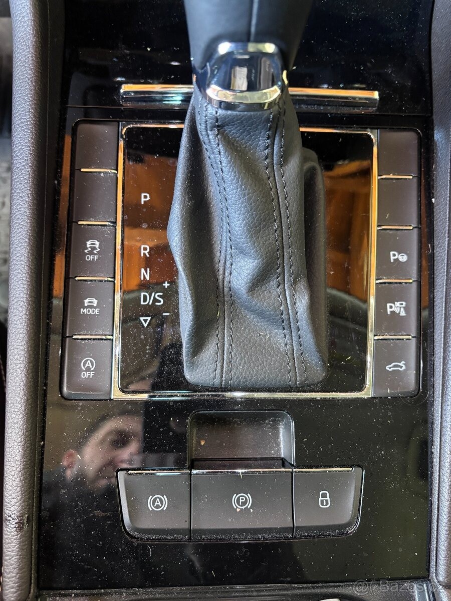 skoda-superb-2-0-tdi-cr-l-k-dsg-led - 9