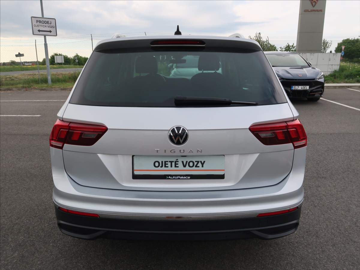 volkswagen-tiguan-1-5-tsi-dsg-life-cr - 5