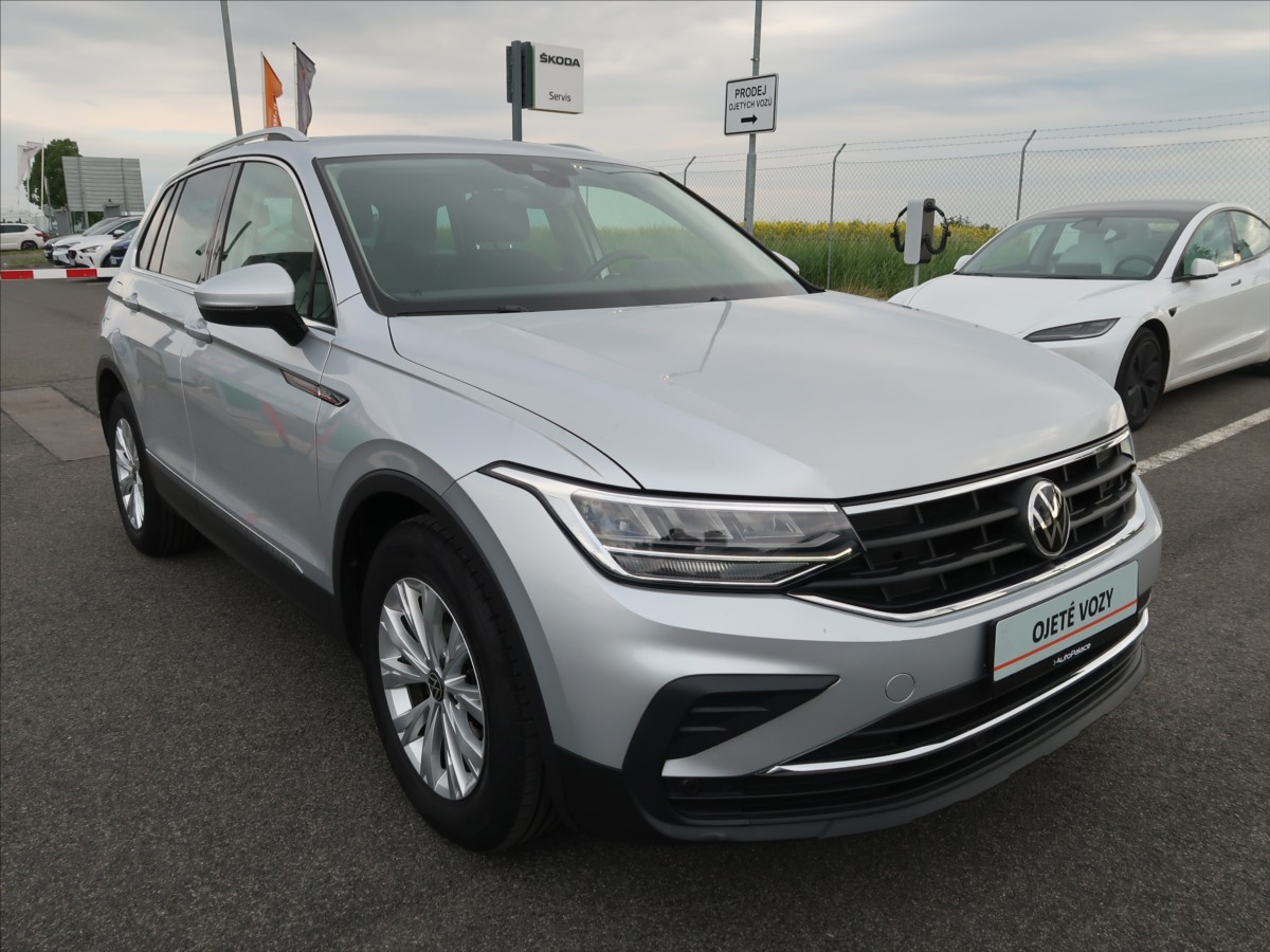 volkswagen-tiguan-1-5-tsi-dsg-life-cr - 6