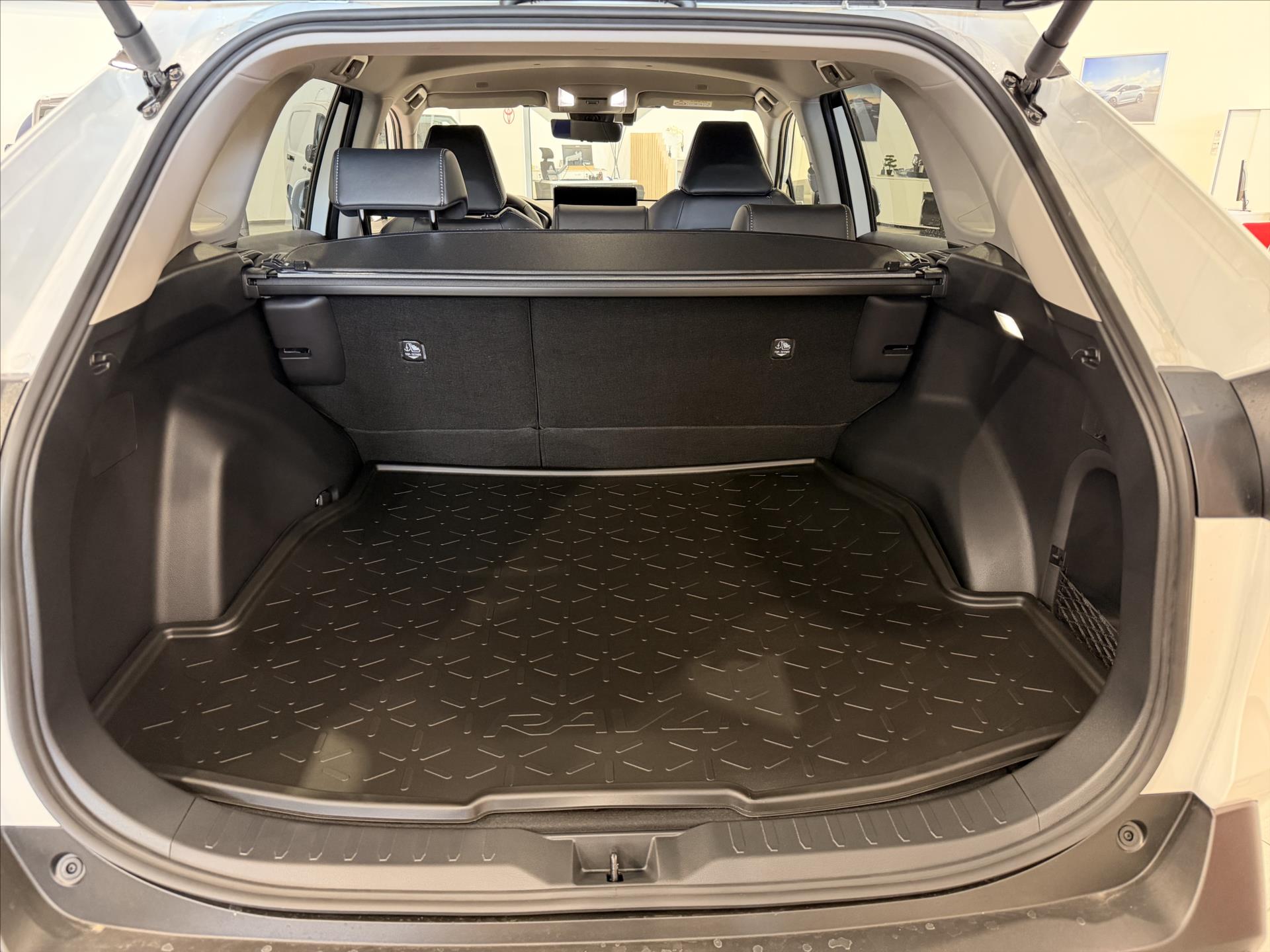 toyota-rav4-executive-2-5-hev-178k-4x4 - 4