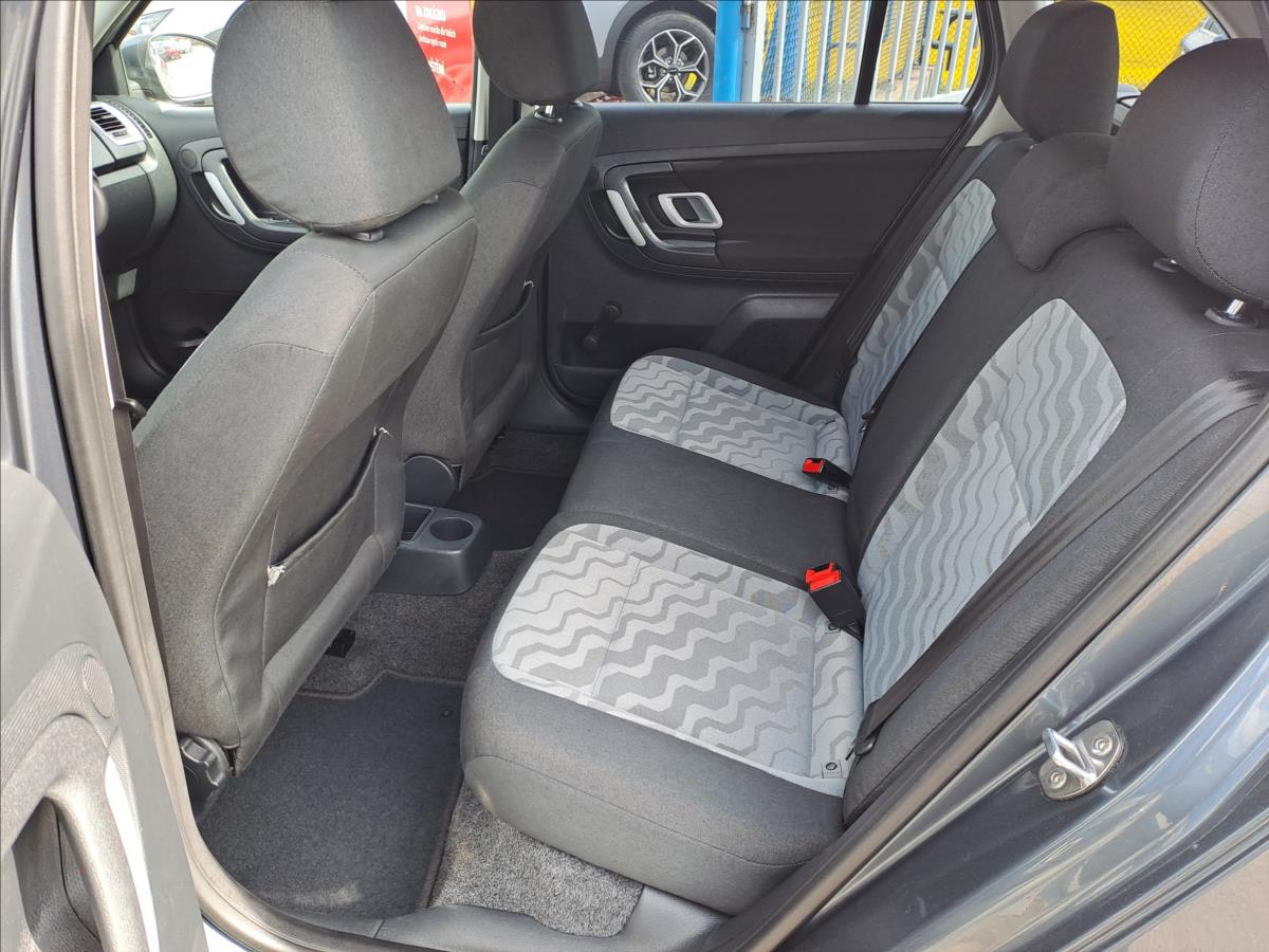 skoda-fabia-1-4-i-digiklima - 5