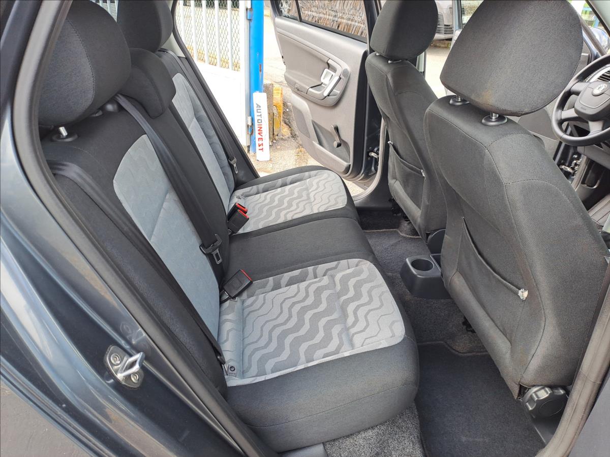 skoda-fabia-1-4-i-digiklima - 6