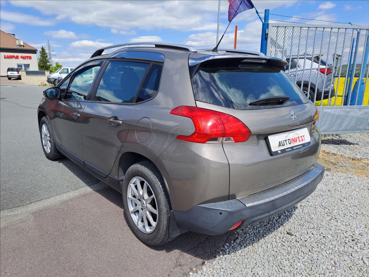 peugeot-2008-1-2-thp-serviska-koupeno-cz - 3