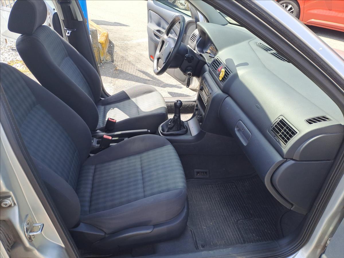 skoda-octavia-1-6-i-tour-klima - 7